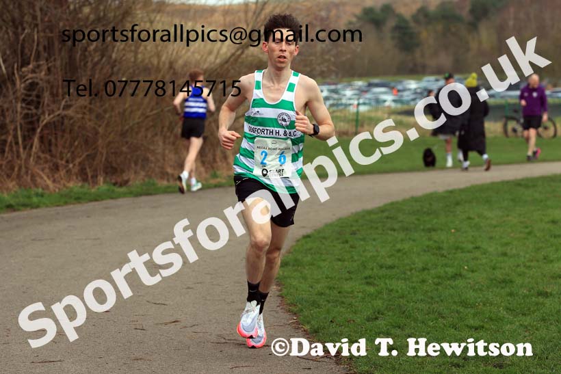 Senior and Veteran Men in the 2024 NECAA Road Relays Champs., Hetton Lyons Country Park, Hetton le Hole, County Durham. Photo: David T. Hewitson/Sports for All Pics